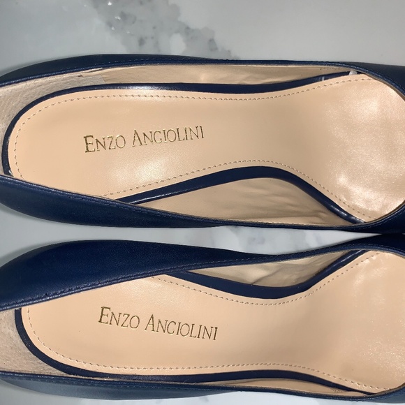 Classic navy blue platform heels - Picture 2 of 5